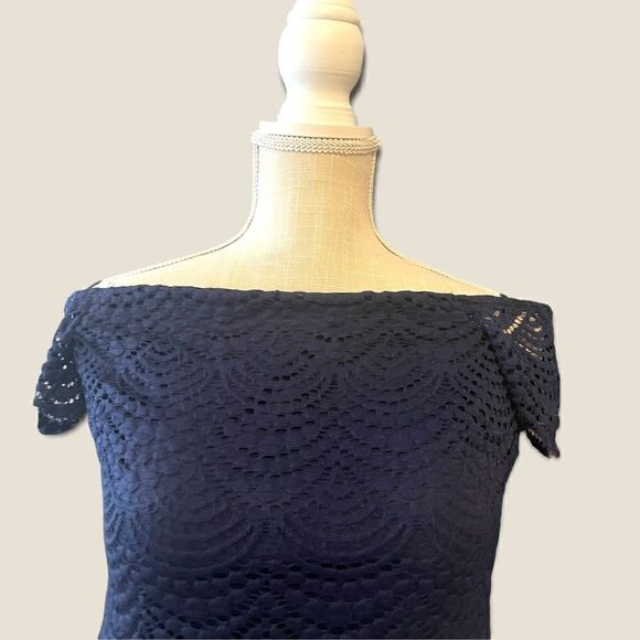 Lilly Pulitzer | EUC Navy Jade Off The Shoulder Dress  Size Small - Picture 7 of 16